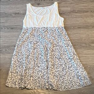 Stylish White and Black Dress